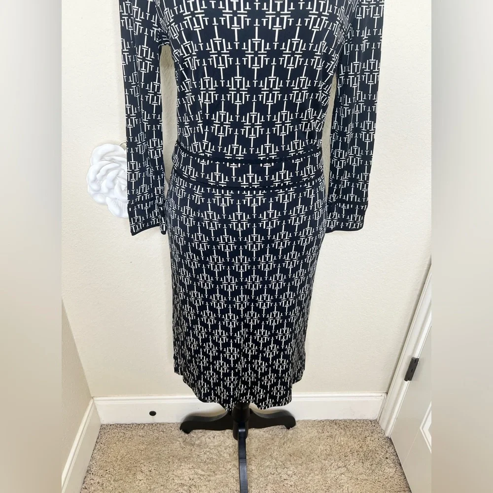 NTM: Tory Burch White Monogram Print Silk Sheath Dress 3/4 Sleeve Size L